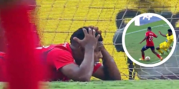 De Ánderson Plata a Brayan León… ¡increíble que esto no haya sido gol!