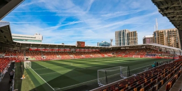 Brentford FC mejora la experiencia de los fanáticos con tecnología de datos