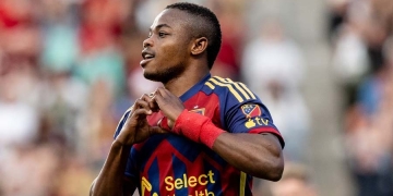 Lo mejor de Carlos Andrés Gómez en la MLS. ¡Qué tal este DOBLETE!