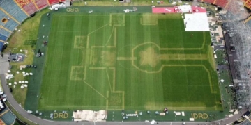 ¿Tiene arreglo el césped del estadio El Campín?