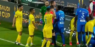 Locura de Cristiano Ronaldo: ¡Tarjeta roja y “amenaza” al árbitro!