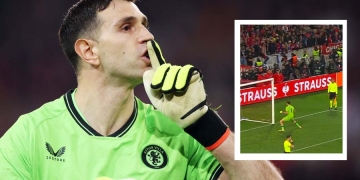 ¡El Dibu Martínez volvió a hacerlo!