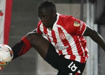 Edwuin Cetré, FIGURA con Estudiantes en Libertadores: ¡GOL, ASISTENCIA y OVACIÓN!