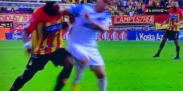Otro error arbitral: ¡Daniel Cataño no fue expulsado por un codazo!