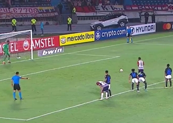 ¡Y el penalti que erró Cariaco González a los 80 ante LDU Quito!