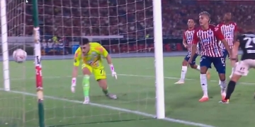 El gol con el que Universitario sorprendió a Junior en el Metropolitano