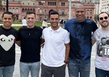 Y mientras tanto Lucas González…