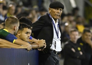 La imagen de Miguel Russo que no pasó inadvertida en el debut de la Libertadores