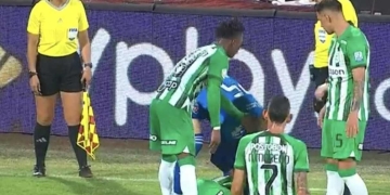 Sanción al Medellín por la navaja lanzada en el clásico paisa