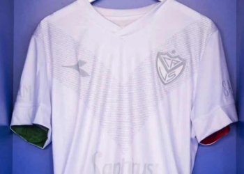 Vélez Sarsfield lanza camiseta especial para 2024 con homenaje a su historia