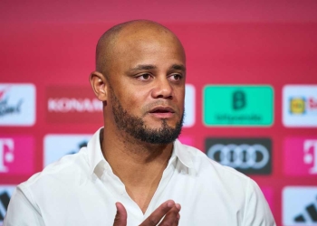 Vincent Kompany se convierte en el primer entrenador negro de la Bundesliga