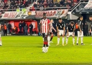VIDEO: ¡El penalti de Cetré que enfureció a sus rivales!