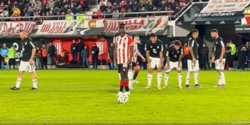 VIDEO: ¡El penalti de Cetré que enfureció a sus rivales!