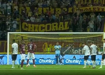 James Aguirre, héroe en los penaltis con Once Caldas: le cobraron 5 y atajó 4