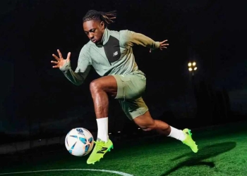 New Balance lanza una colección de guayos inspirados en el verano