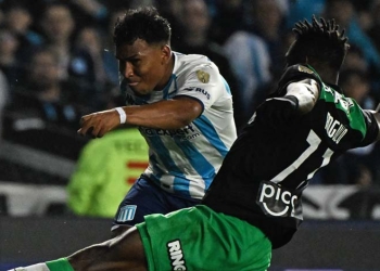 ¿A olvidarse de Róger Martínez, Nacional? El DT de Racing dice que…