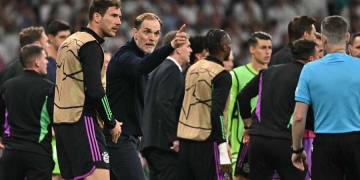 Tuchel: las disculpas del juez de línea y «tener los huevos de levantar la bandera en esa situación es…»
