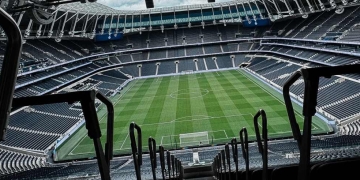 Abonados del Tottenham venden boletas a hinchas del Arsenal para el juego contra el City