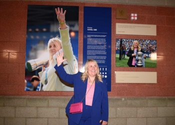Tributo del Chelsea para la entrenadora Emma Hayes