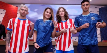 Puma y APF lanzan los uniformes de Paraguay para la temporada 2024/25
