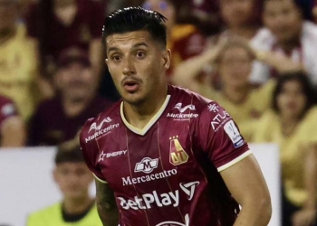 ¡Qué tal el 2024 de Yeison Guzmán! Ahora, otro penalti a lo Panenka