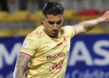 ¡Qué tal el 2024 de Yeison Guzmán! Ahora, otro penalti a lo Panenka