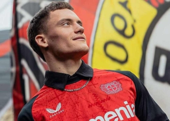 Bayer Leverkusen presenta nuevo uniforme en colaboración con Castore
