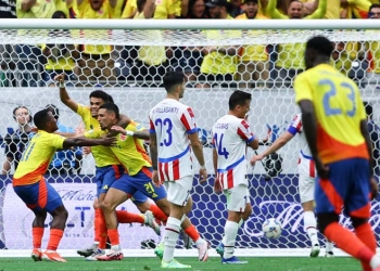 Primer gol Tricolor en la Copa América: ¡Asistencia de James, definición de Muñoz!