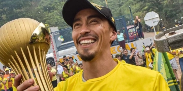 Sambueza, su historia con Santa Fe, el lote que le dio un hincha y “no sé por qué no me quieren”