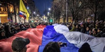 La UEFA prohíbe las banderas de Rusia en la Euro 2024