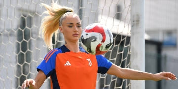 Alisha Lehmann firma con Juventus Women hasta 2027