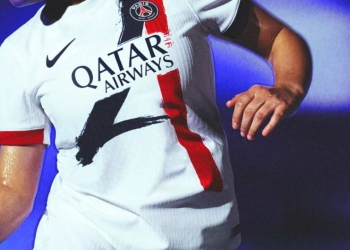 Nike lanza la nueva camiseta de visitante del PSG para la temporada 24/25