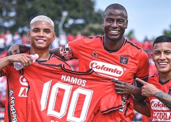 Los 100 goles de Adrián Ramos en América, al detalle: cuántos por año y rival a que más le hizo
