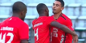 Otro gol en la pretemporada de América: asistencia de Candelo, definición de Bocanegra