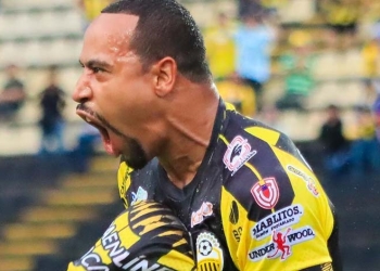 ¿Ahora en donde está haciendo goles Pipe Pardo?