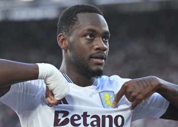 ¡JHON JÁDER DURÁN, GOLEADOR! Entró, marcó y Aston Villa ganó