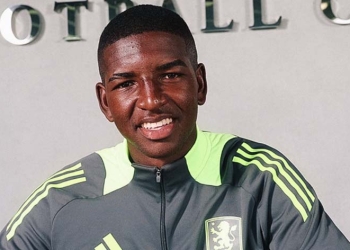 ¿Quién es Yeimar Mosquera, el otro colombiano que fichó Aston Villa?