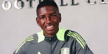 ¿Quién es Yeimar Mosquera, el otro colombiano que fichó Aston Villa?