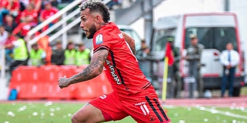 Duván Vergara: “Hasta que el cuerpo dé” y “¿rotación? Como dice el Pibe…”