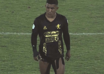 ¿Qué pasó con Cristian Barrios? 50 minutos, gol y afuera