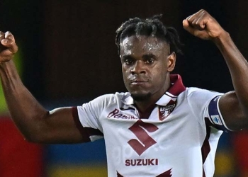 Qué tal el dato con Duván Zapata: ¡8 goles seguidos de cabeza y un récord en Europa!