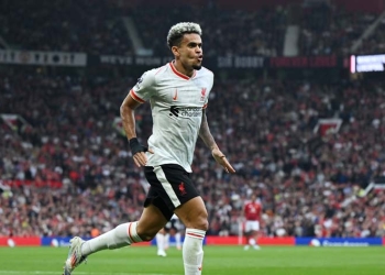luis diaz goles manchester united liverpool old trafford