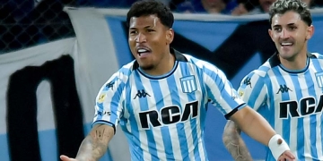 Asistencia de Juanfer y un GOL HISTÓRICO para Róger Martínez