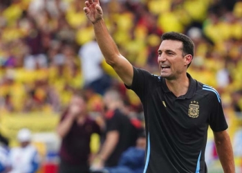Felicitación a la Tricolor, qué le dijo a Daniel Muñoz en el penalti y “Julián tiene un pisotón enorme”
