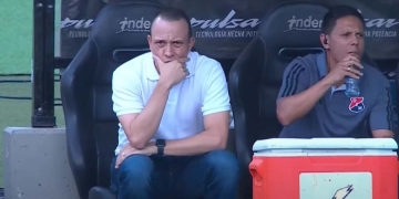 OPINA: ¿Son exagerados los cánticos hablando de la salida de Alejandro Restrepo del DIM?