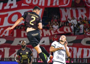 3 lecciones de Daniel Bocanegra para el clásico. ¡Así lo debe jugar América!