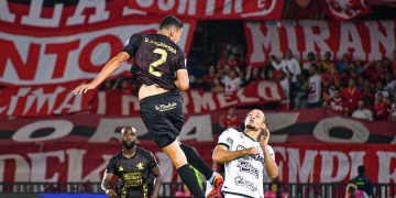 3 lecciones de Daniel Bocanegra para el clásico. ¡Así lo debe jugar América!