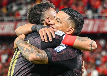 Cristian Barrios y Duván Vergara, hinchas de Junior y compromiso al 100% con América