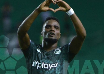 El de taco en el Atanasio, uno más de Andrey Estupiñán a su racha goleadora con el Cali