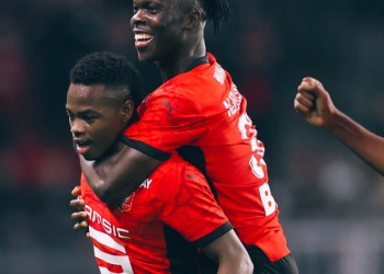 ¡El primer GOLAZO de Carlos Andrés Gómez en la Ligue 1!